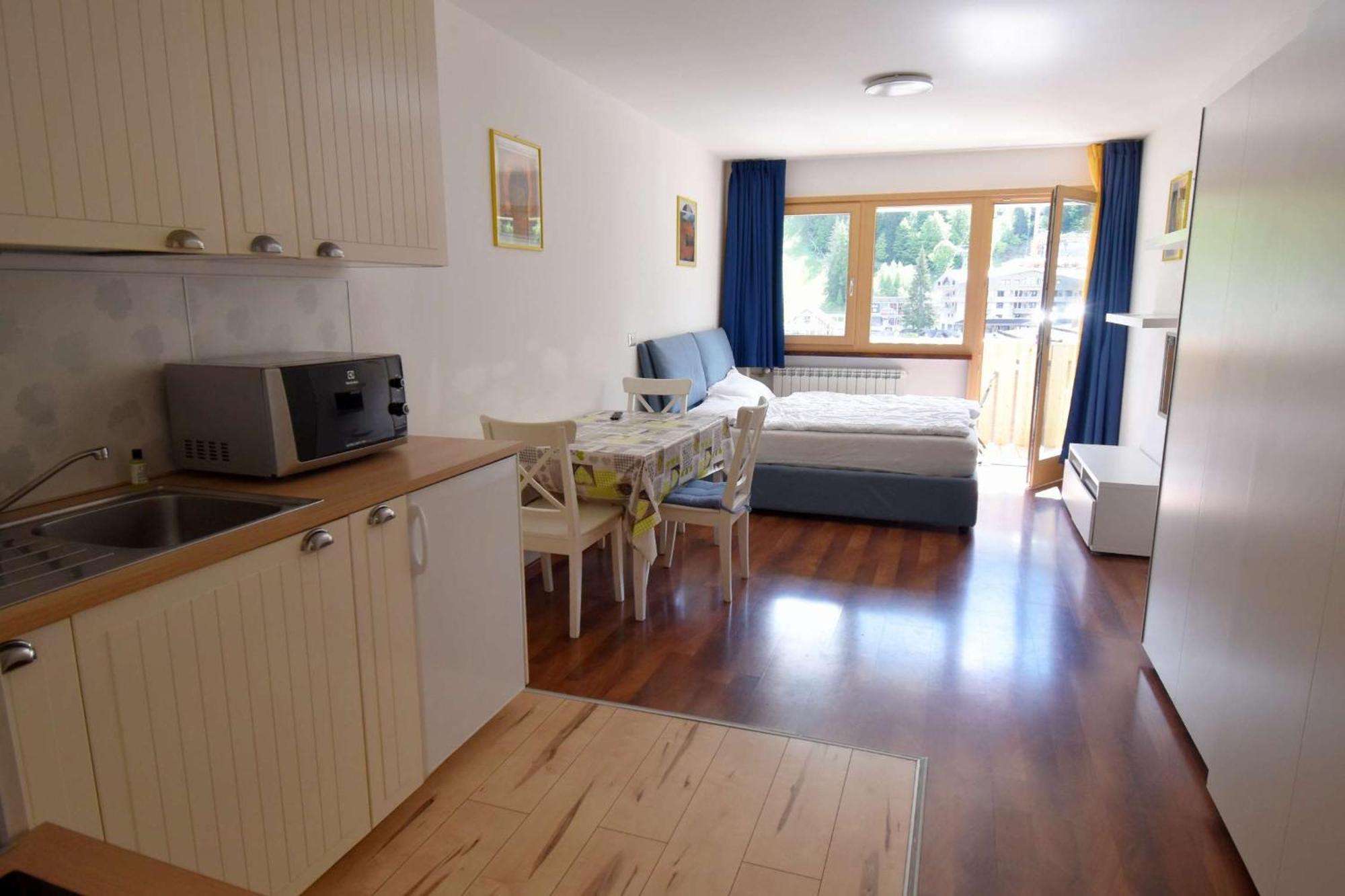 Emerald Studio Apartment Madonna Buitenkant foto